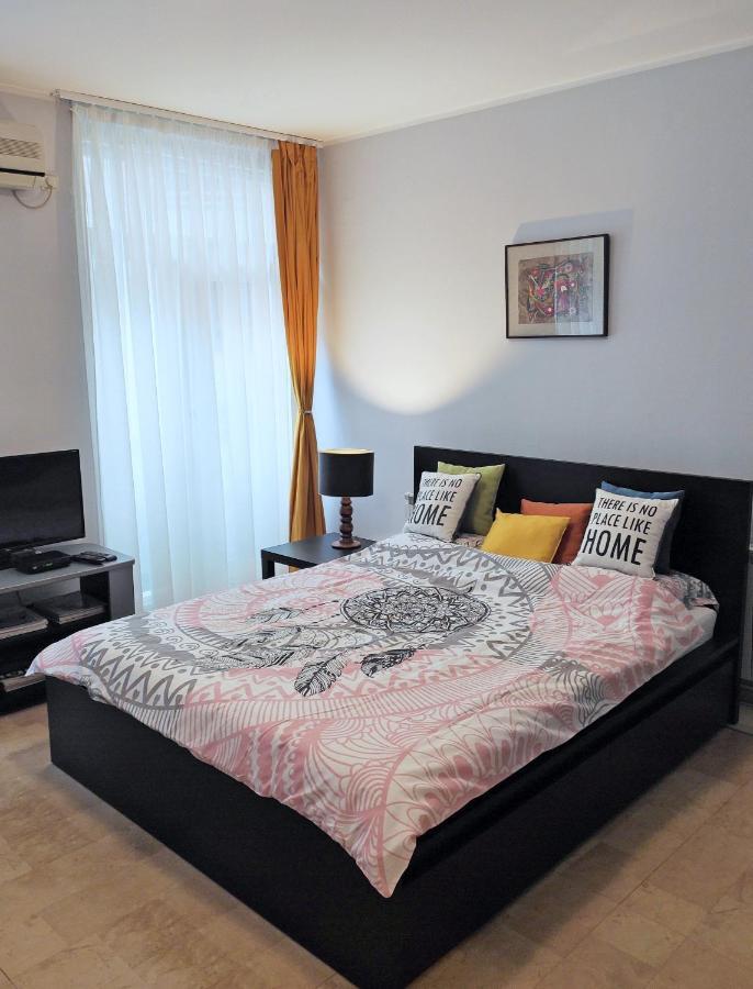 City Center Lovely Studio Apartment Белград Экстерьер фото