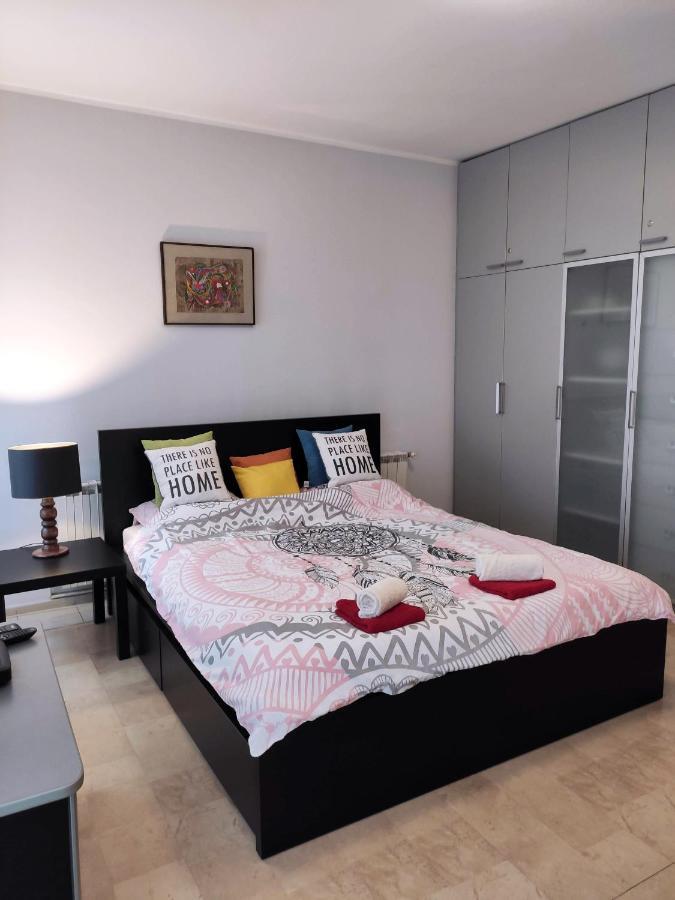 City Center Lovely Studio Apartment Белград Экстерьер фото